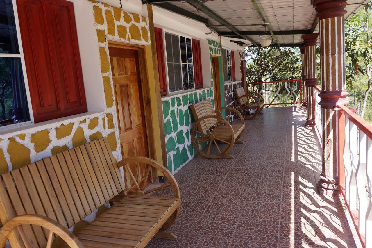 Hotel Y Restaurante Las Margaritas Perquín 外观 照片